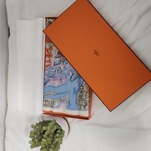 Hermes Retour a La Nature Shawl 140